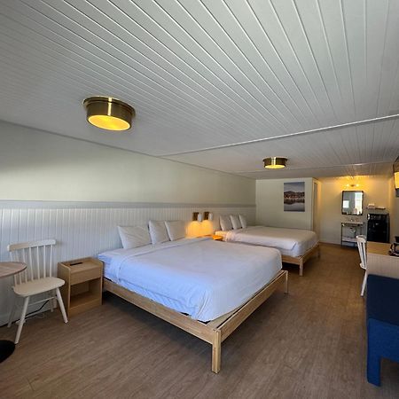 Maple Leaf Inn لايك بلاسيد المظهر الخارجي الصورة